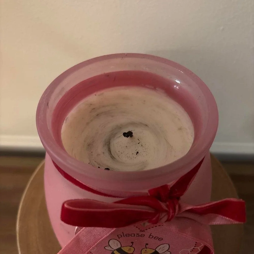Pink honey jar styled candle with ribbon bumble bee